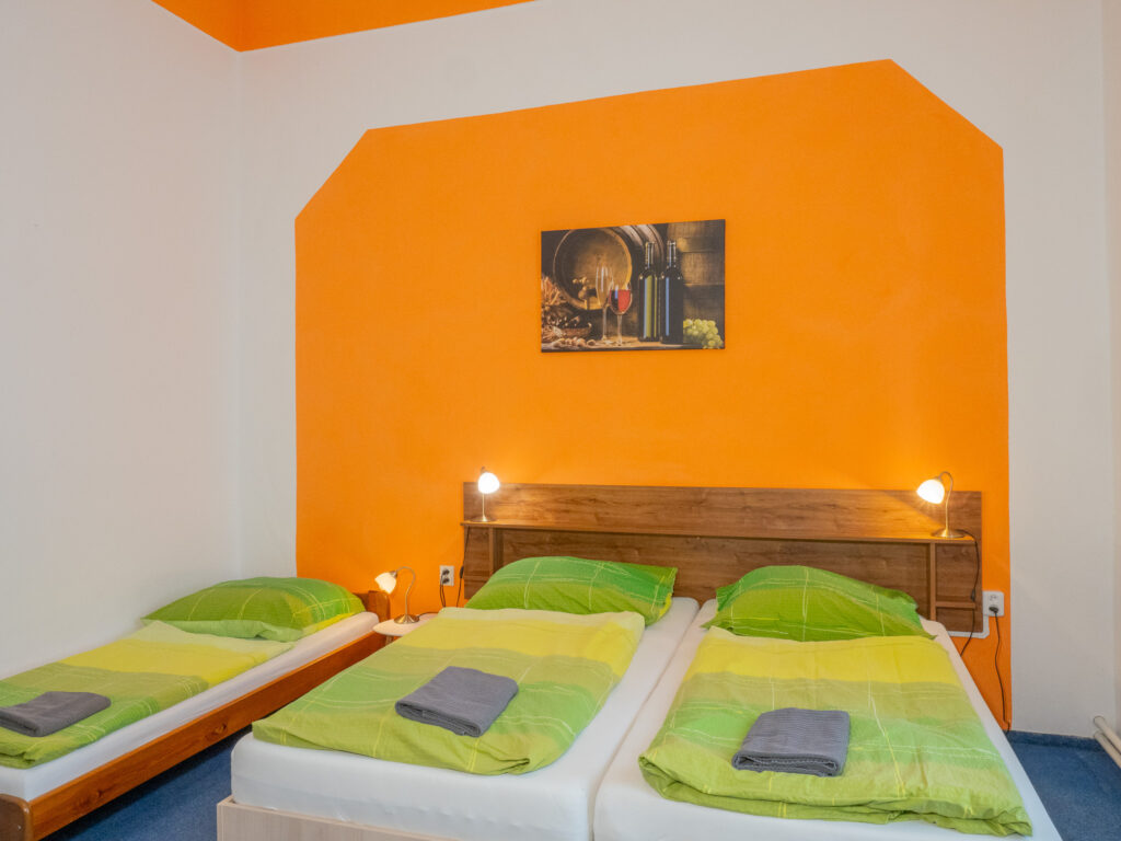 Hotel Club – třílůžkový pokoj