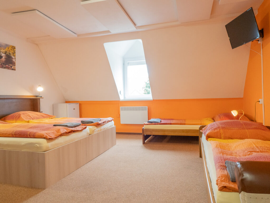 Hotel Club – čtyřlůžkový pokoj
